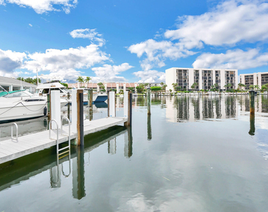 2707 N Ocean Boulevard - Photo Thumbnail 28
