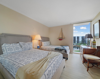 2707 N Ocean Boulevard - Photo Thumbnail 16