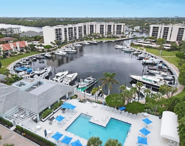 2707 N Ocean Boulevard - Photo Thumbnail 40