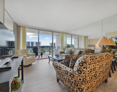 2707 N Ocean Boulevard - Photo Thumbnail 2
