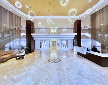 511 Se 5 Avenue - Photo Thumbnail 1