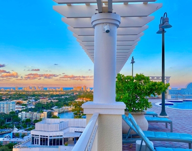 511 Se 5 Avenue - Photo Thumbnail 17