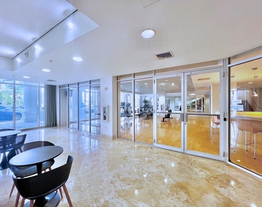 511 Se 5 Avenue - Photo Thumbnail 20
