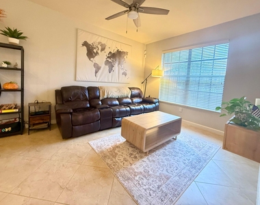 10361 Wellington Parc Drive - Photo Thumbnail 8