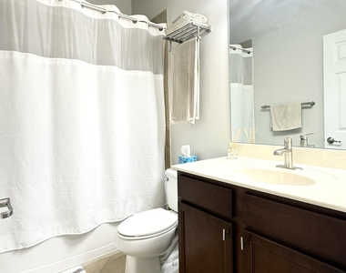 10361 Wellington Parc Drive - Photo Thumbnail 18