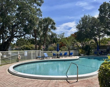 3054 S Oakland Forest Drive - Photo Thumbnail 29