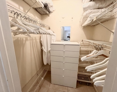 6421 Bay Club Drive - Photo Thumbnail 19