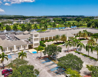2202 Lucaya Bend - Photo Thumbnail 17