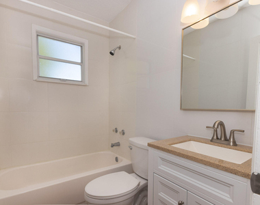 823 Se 3rd Avenue - Photo Thumbnail 9