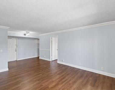 3700 N Pine Island Road - Photo Thumbnail 7