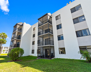 3700 N Pine Island Road - Photo Thumbnail 27