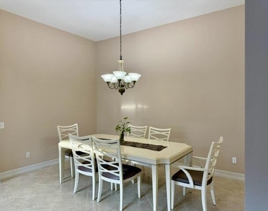 9063 Meridian View Isle - Photo Thumbnail 7