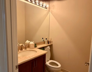 9063 Meridian View Isle - Photo Thumbnail 13