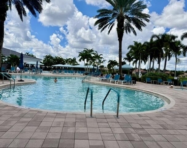 9063 Meridian View Isle - Photo Thumbnail 16