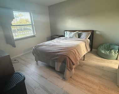 300 N Highway A1a - Photo Thumbnail 15