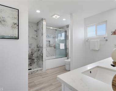 125 Campanita Court - Photo Thumbnail 57