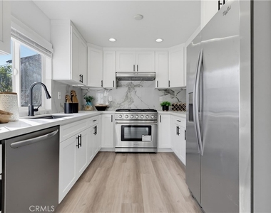 125 Campanita Court - Photo Thumbnail 28
