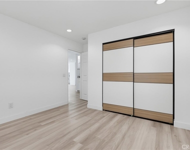 125 Campanita Court - Photo Thumbnail 43