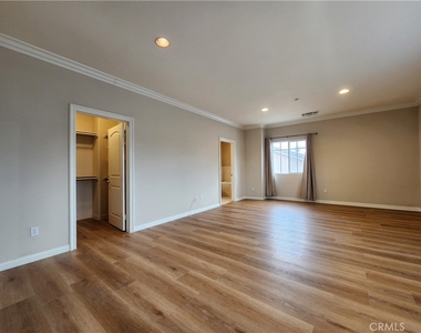 271 S Arroyo Drive - Photo Thumbnail 20