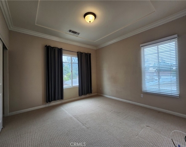 271 S Arroyo Drive - Photo Thumbnail 15