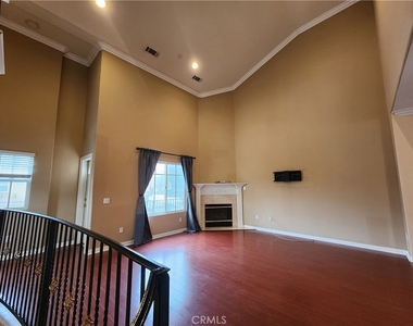 271 S Arroyo Drive - Photo Thumbnail 11