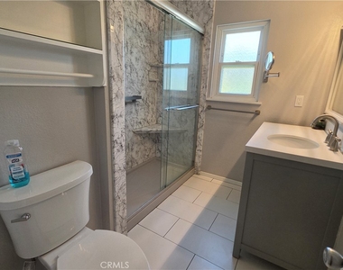 1695 James Pl - Photo Thumbnail 5