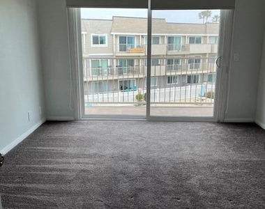 291 E Surfside Drive - Photo Thumbnail 14