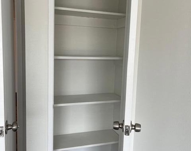 291 E Surfside Drive - Photo Thumbnail 16