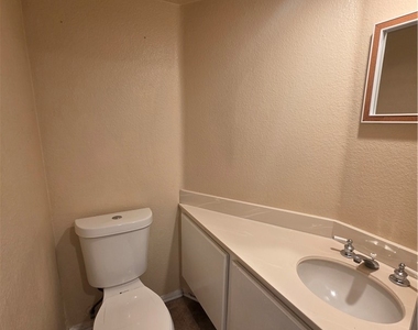 11271 Clemson - Photo Thumbnail 13