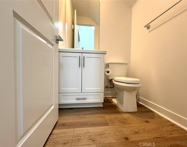 22075 Portofino Drive - Photo Thumbnail 11