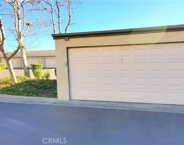 960 E Bonita Avenue - Photo Thumbnail 20