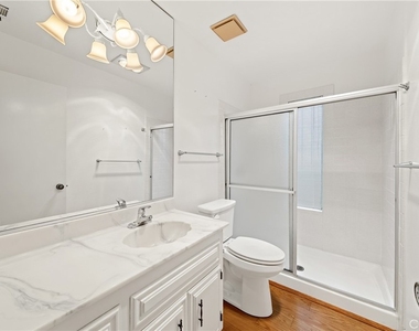 2095 Silver Oak Way - Photo Thumbnail 19