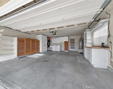 2095 Silver Oak Way - Photo Thumbnail 33