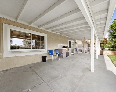 2095 Silver Oak Way - Photo Thumbnail 25
