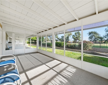2095 Silver Oak Way - Photo Thumbnail 24