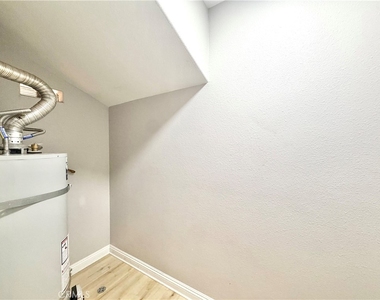 41410 Juniper Street - Photo Thumbnail 6