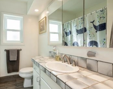 6500 Glade Avenue - Photo Thumbnail 15