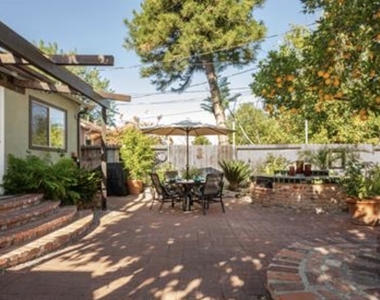 6500 Glade Avenue - Photo Thumbnail 20
