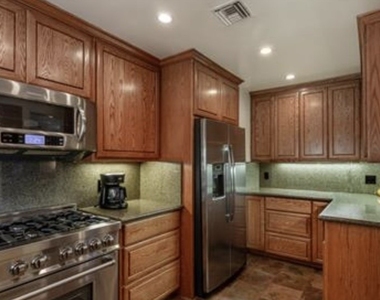 6500 Glade Avenue - Photo Thumbnail 11
