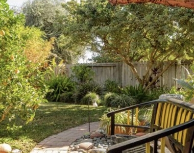 6500 Glade Avenue - Photo Thumbnail 19