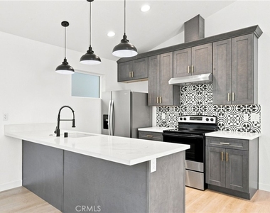 581 West Ave. 28 - Photo Thumbnail 5