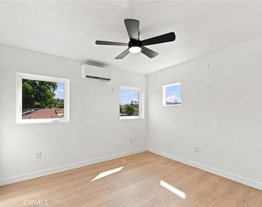 577 West Ave 28 - Photo Thumbnail 8