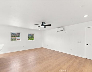 577 West Ave 28 - Photo Thumbnail 4