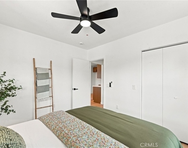 2801 Jeffries - Photo Thumbnail 4