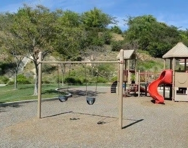 6691 Summerhill Court - Photo Thumbnail 21