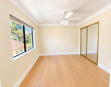 6691 Summerhill Court - Photo Thumbnail 15