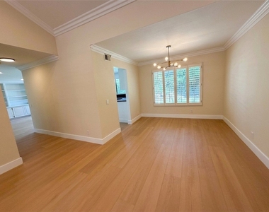 6691 Summerhill Court - Photo Thumbnail 1