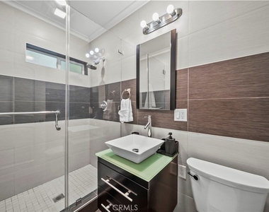 10544 Camarillo Street - Photo Thumbnail 29