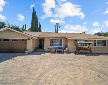 10544 Camarillo Street - Photo Thumbnail 1