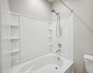 135 Farmhouse Drive - Photo Thumbnail 32